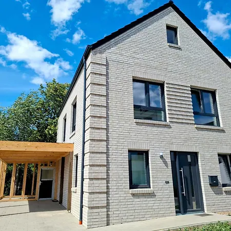 Strandhaus Am Duemmer Holiday home *